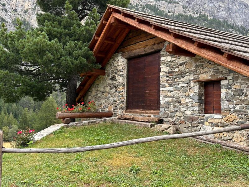 Serramenti in legno per una baita a Valdobbiadene